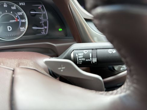 Used 2020 Lexus ES 350 w/ Premium Package FWD image 34