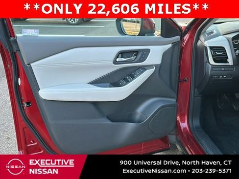 Certified 2023 Nissan Rogue SL image 8