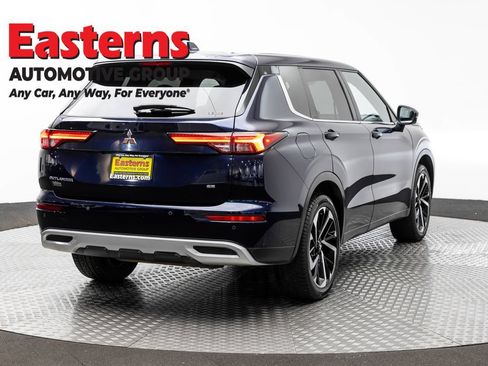 Used 2022 Mitsubishi Outlander SE AWD/4WD image 5