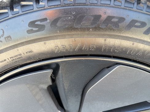 Used 2026 Tesla Model Y Long Range image 35