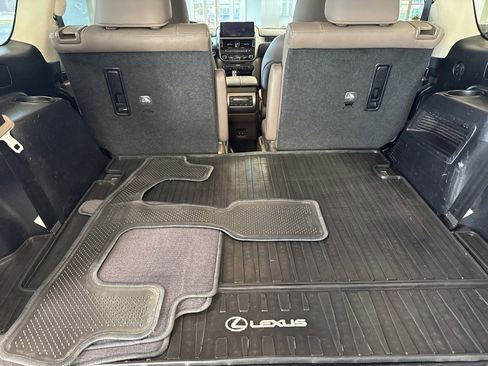 Used 2022 Lexus GX 460 Premium image 16