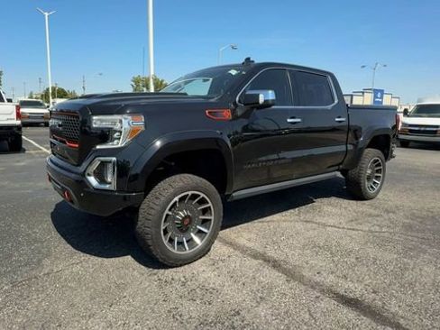 Used 2022 GMC Sierra 1500 SLT w/ SLT Premium Plus Package image 4