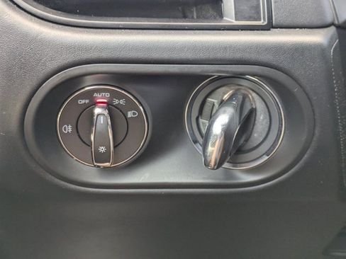 Used 2020 Porsche Macan Turbo image 29