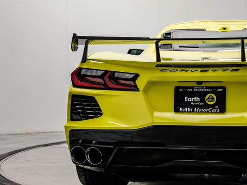 Used 2021 Chevrolet Corvette Stingray Premium Cpe w/ 3LT RWD image 18