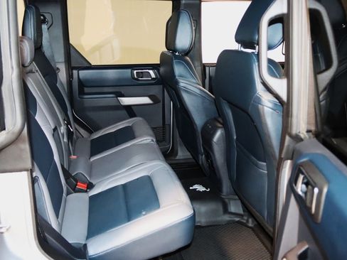Used 2023 Ford Bronco Outer Banks AWD/4WD image 73