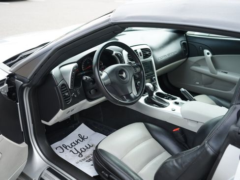 Used 2007 Chevrolet Corvette Convertible w/ Preferred Equipment Group image 17