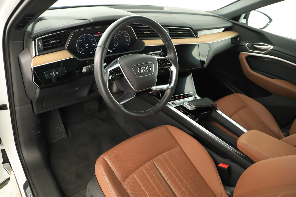 Used 2024 Audi Q8 e-tron Premium Plus AWD/4WD image 15