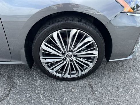 Certified 2024 Nissan Altima 2.5 SL image 39