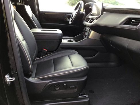 Used 2023 Chevrolet Tahoe Premier w/ Max Trailering Package AWD/4WD image 8