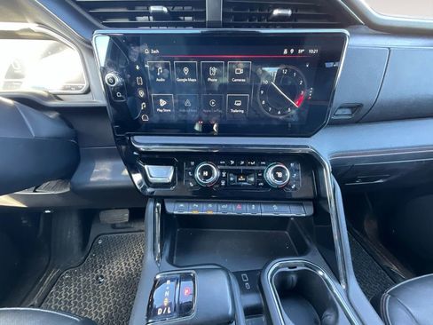 Used 2023 GMC Sierra 1500 AT4 w/ AT4 Premium Package image 11