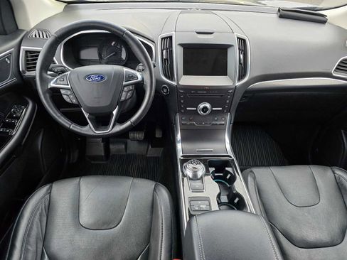 Used 2019 Ford Edge Titanium w/ Equipment Group 301A image 20