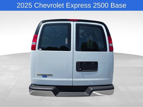 Used 2025 Chevrolet Express 2500 w/ Driver Convenience Package RWD image 8