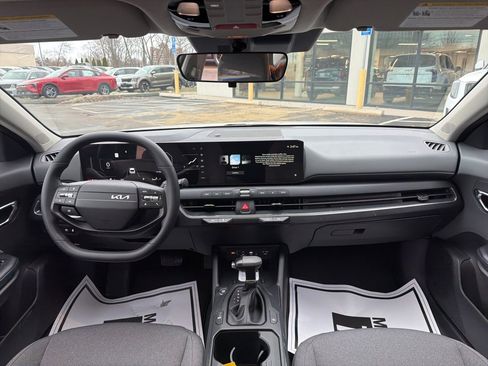 New 2025 Kia K4 EX image 25