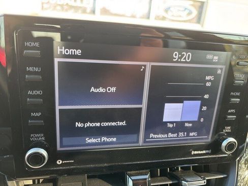 Used 2022 Toyota Corolla SE image 4
