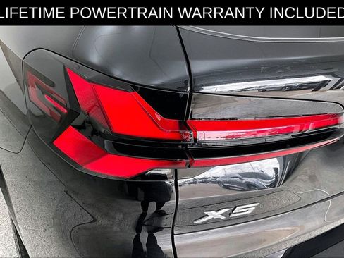 Used 2025 BMW X5 xDrive40i w/ M Sport Package AWD/4WD image 41