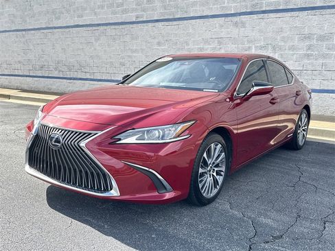 Used 2021 Lexus ES 300h w/ Premium Package image 3