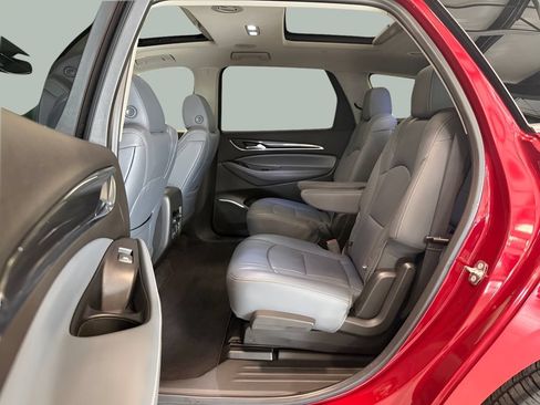 Used 2019 Buick Enclave Essence AWD/4WD image 16