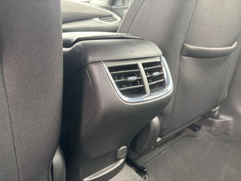 Used 2024 Chevrolet Malibu LT FWD image 24