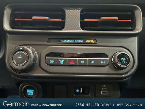 New 2025 Ford Maverick Lariat image 16