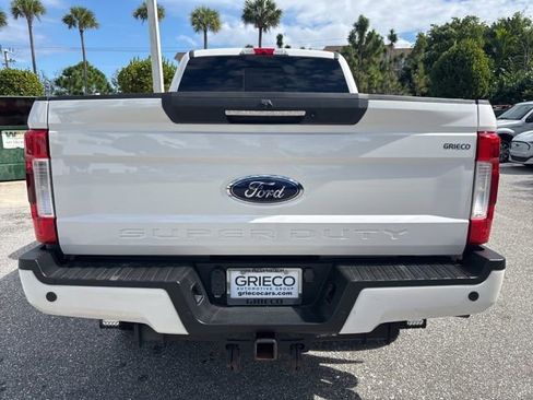 Used 2019 Ford F250 Lariat w/ Lariat Ultimate Package image 3
