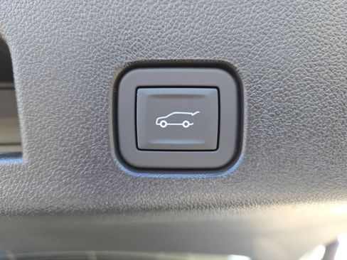 New 2026 GMC Acadia Elevation w/ Elevation Premium Package FWD image 24