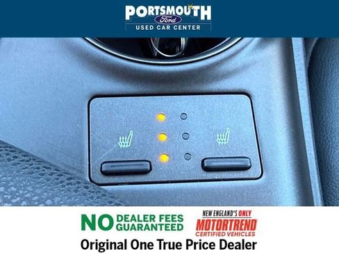 Used 2023 Toyota Camry XSE image 11