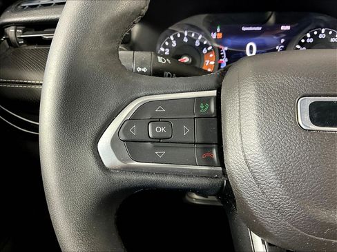 Used 2022 Jeep Compass Latitude AWD/4WD image 10