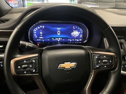 Used 2023 Chevrolet Tahoe High Country AWD/4WD image 25