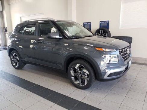 New 2026 Hyundai Venue SEL FWD image 1
