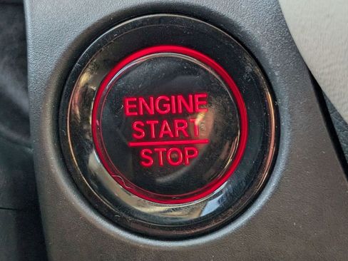 Used 2025 Honda HR-V LX image 39