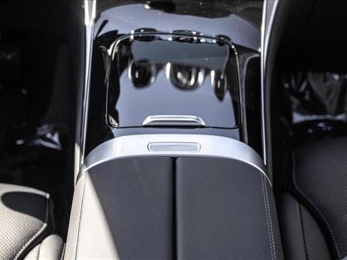 New 2026 Mercedes-Benz GLC 300 4MATIC image 19