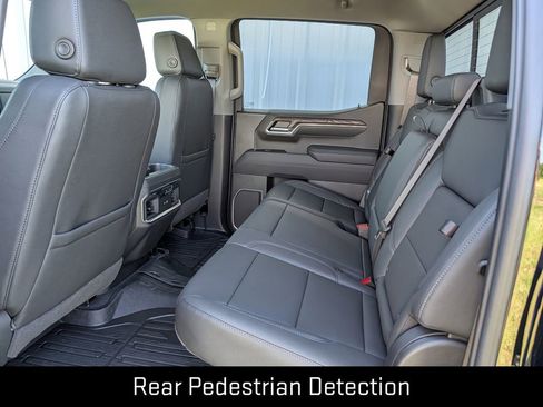 New 2026 GMC Sierra 1500 SLT AWD/4WD image 25