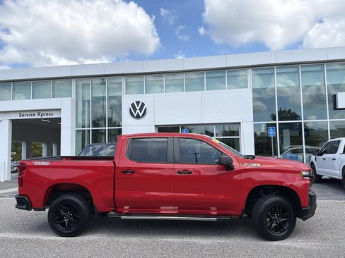 Used 2021 Chevrolet Silverado 1500 LT Trail Boss AWD/4WD image 3