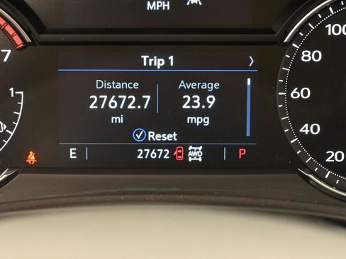 Used 2023 Cadillac XT4 Premium Luxury w/ Cold Weather Package image 40