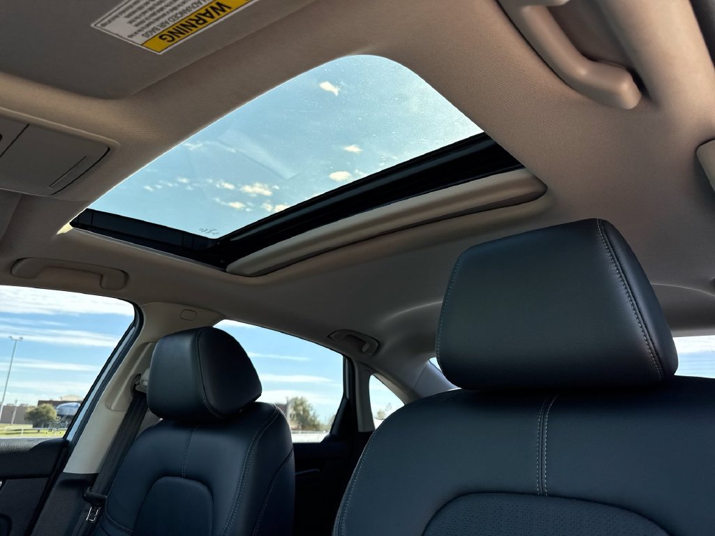 Used 2022 Honda Civic Touring image 22