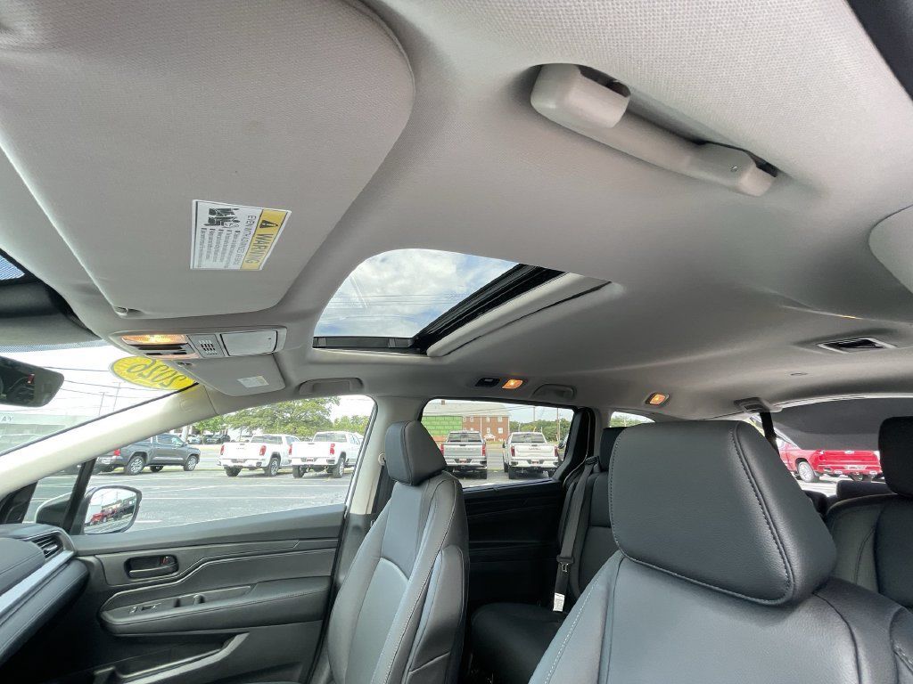 Used 2026 Honda Odyssey EX-L image 18