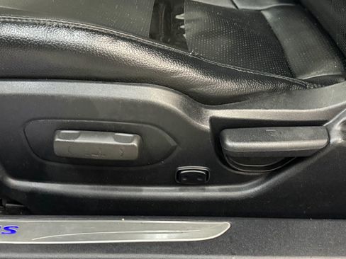 Used 2013 Hyundai Genesis 3.8 image 22