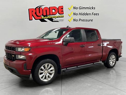 Used 2020 Chevrolet Silverado 1500 Custom w/ Custom Value Package AWD/4WD image 1