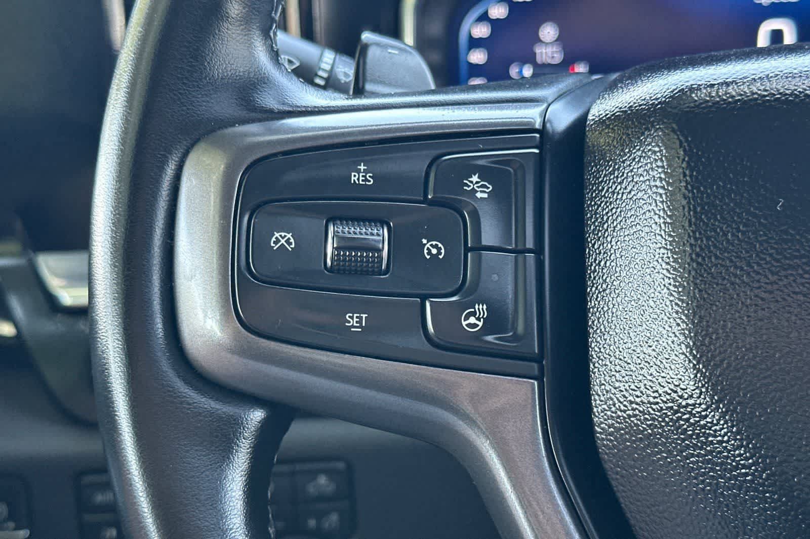 Used 2023 Chevrolet Silverado 1500 High Country w/ High Country Premium Package AWD/4WD image 30
