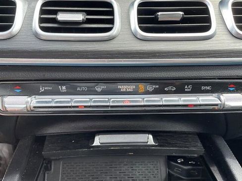 Used 2021 Mercedes-Benz GLE 350 4MATIC image 25