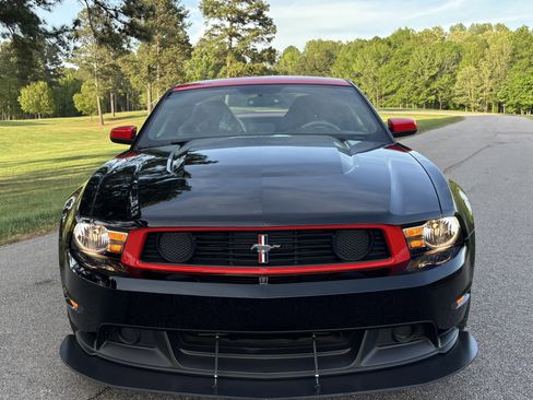 Used 2012 Ford Mustang Boss 302 RWD image 4