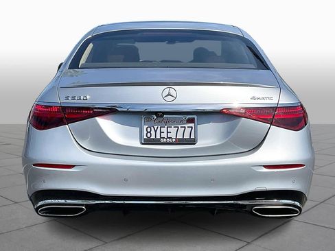 Used 2021 Mercedes-Benz S 580 4MATIC Sedan image 4
