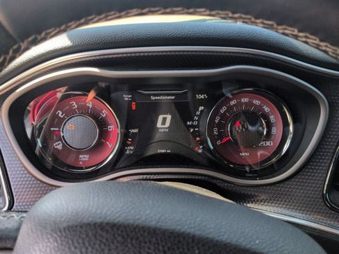 Used 2015 Dodge Challenger SRT Hellcat RWD image 10