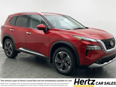 Used 2025 Nissan Rogue SV