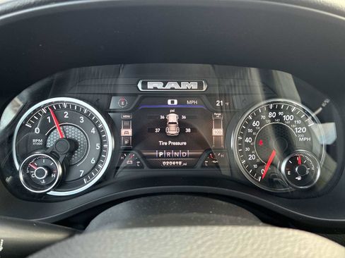 Used 2023 RAM 1500 Big Horn image 11