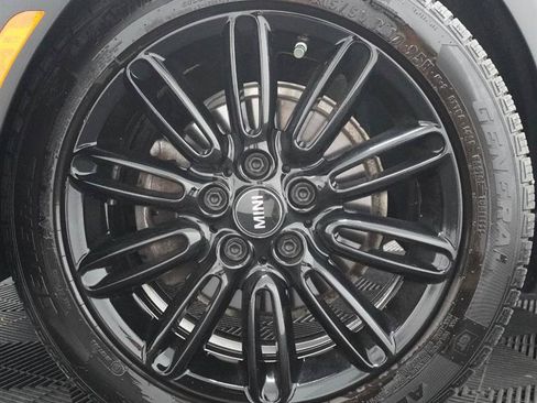 Used 2022 MINI Cooper 4-Door Hardtop FWD image 3
