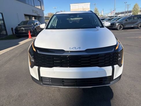 New 2026 Kia Sportage EX AWD/4WD image 3
