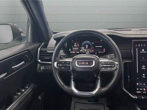 Used 2025 GMC Acadia Elevation image 26