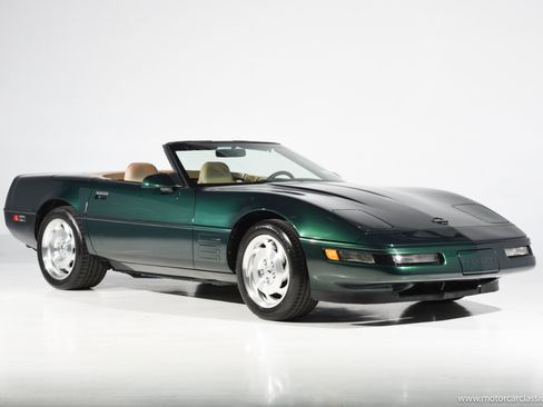 Used 1994 Chevrolet Corvette Convertible RWD image 1
