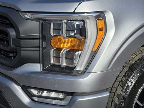 Used 2022 Ford F150 XLT w/ Equipment Group 302A High RWD image 9
